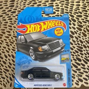Hot Wheels Mercedes Benz 500E